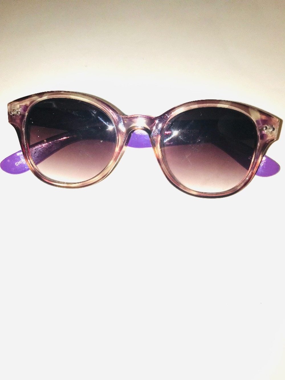 Vintage Y2K Purple Oval Sunglasses Retro Glossy Mod Round Festival Sunnies Lilac